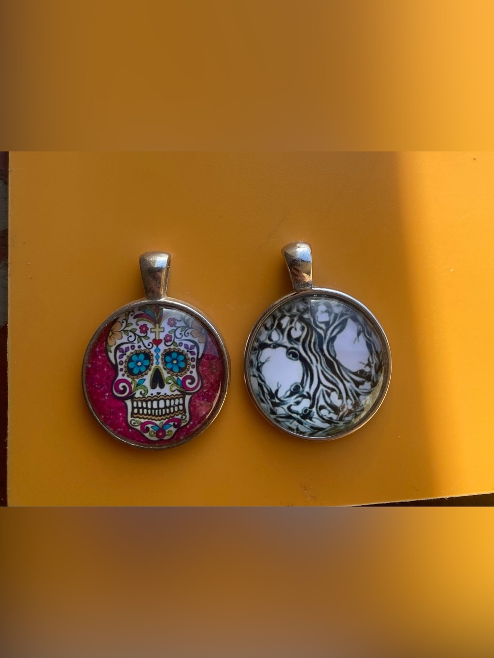 2 Piece Bundle of Glass Cabochon Charm Pendants / Keychain / DIY Jewelry (pendan